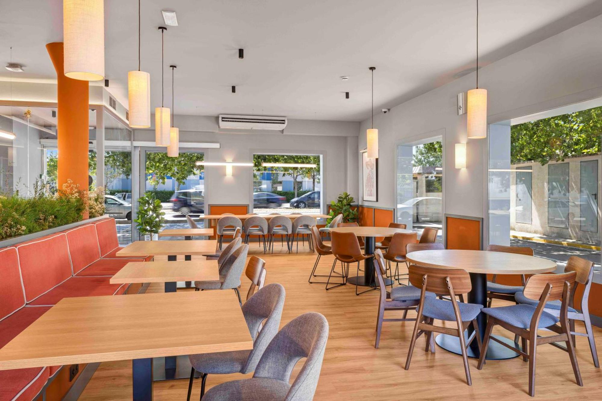 B&B Hotel Figueres Φιγκέρες Εξωτερικό φωτογραφία