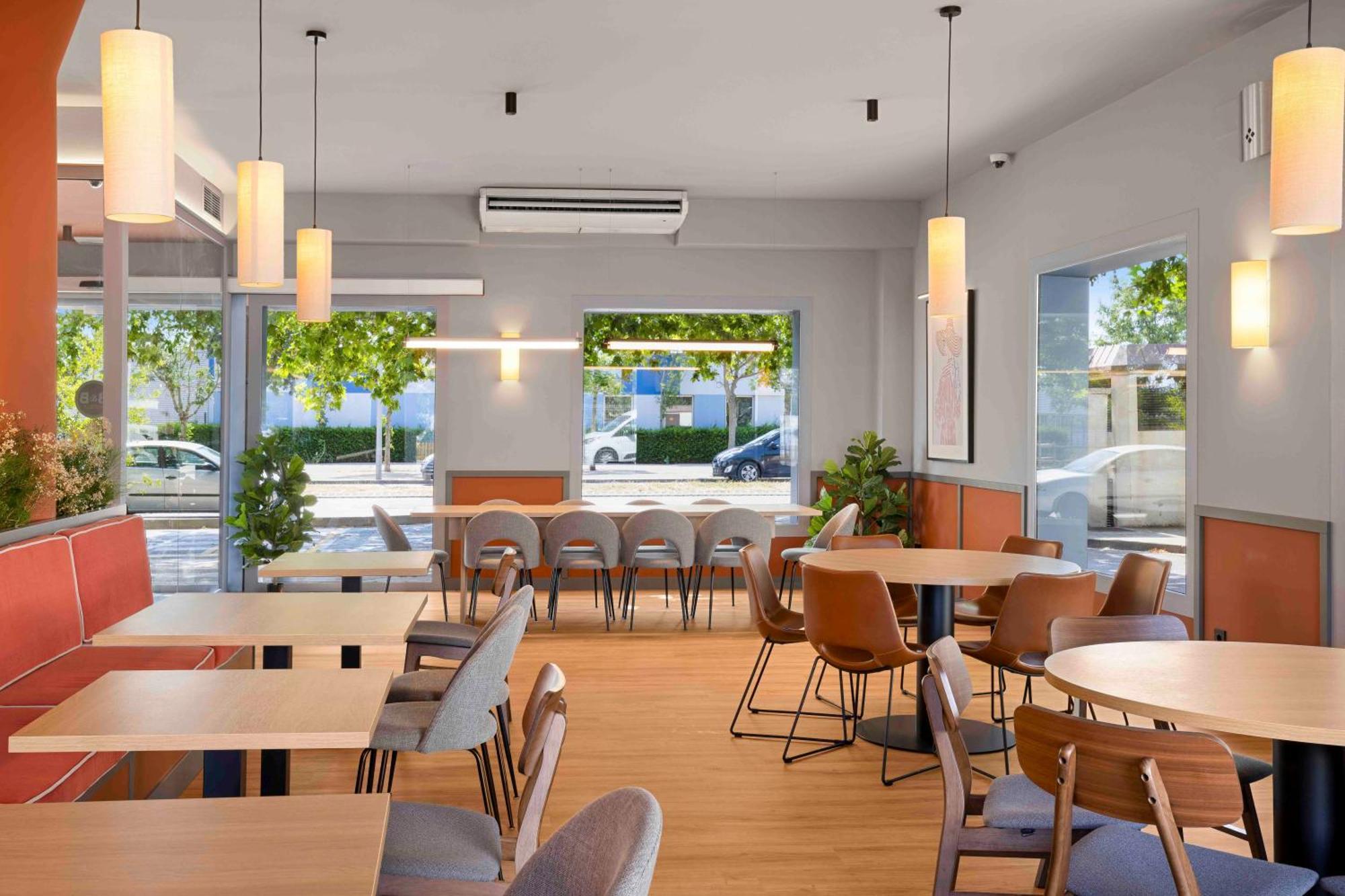B&B Hotel Figueres Φιγκέρες Εξωτερικό φωτογραφία