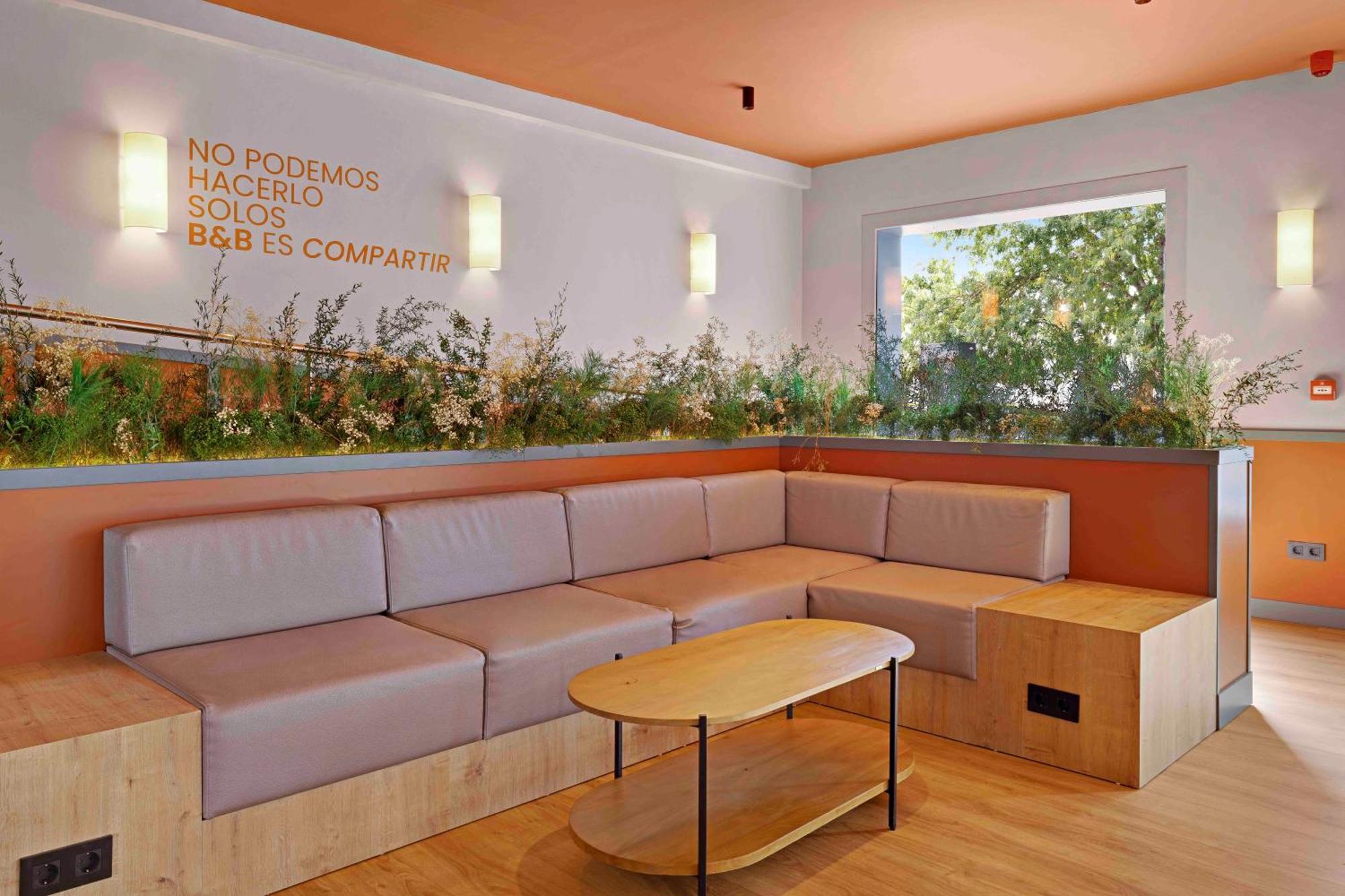 B&B Hotel Figueres Φιγκέρες Εξωτερικό φωτογραφία