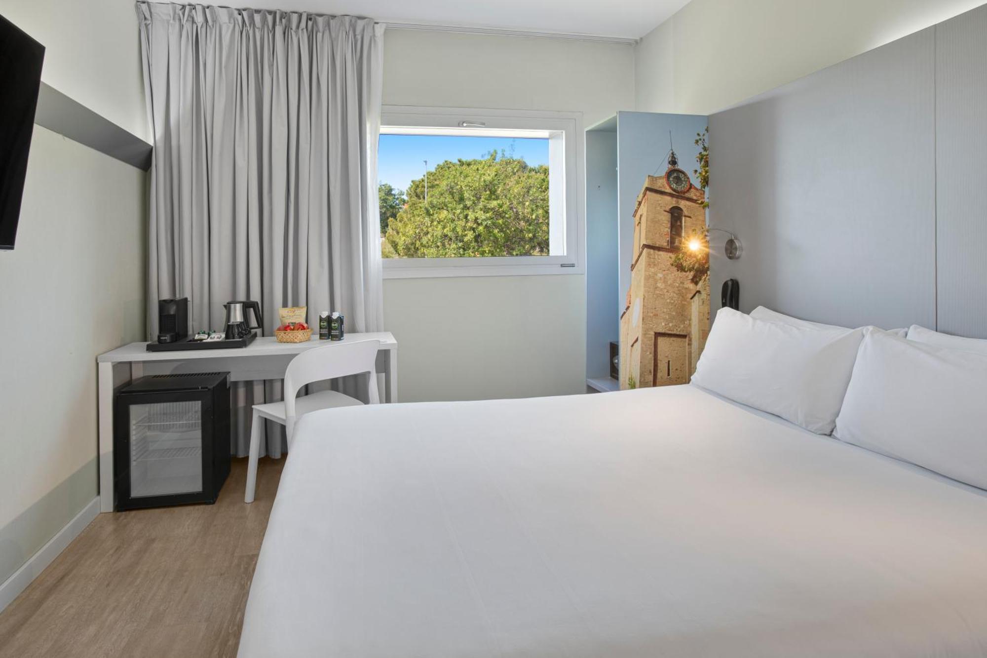 B&B Hotel Figueres Φιγκέρες Εξωτερικό φωτογραφία
