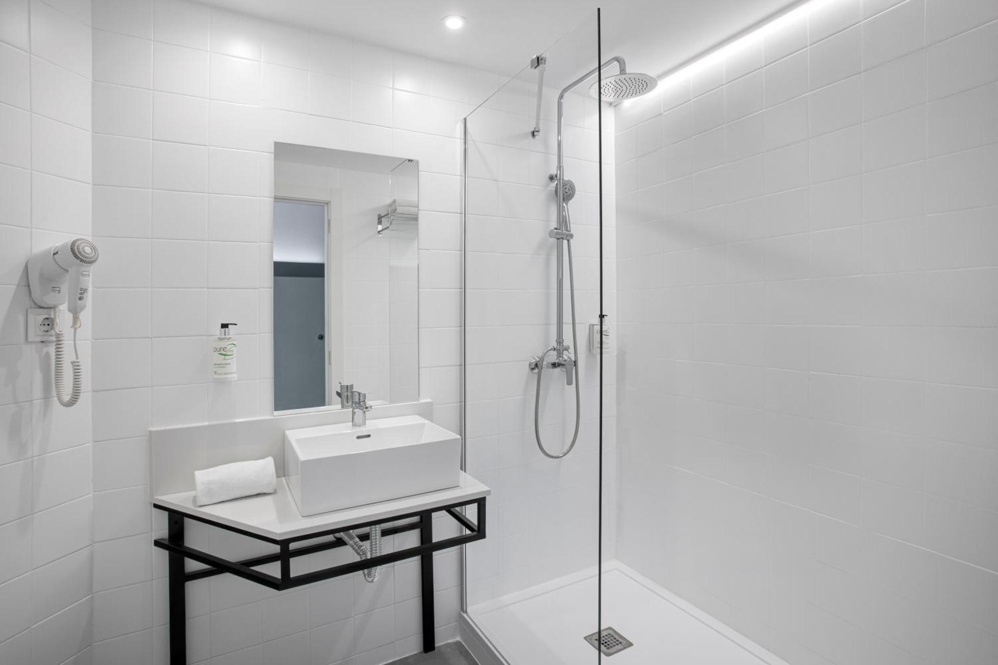 B&B Hotel Figueres Φιγκέρες Εξωτερικό φωτογραφία