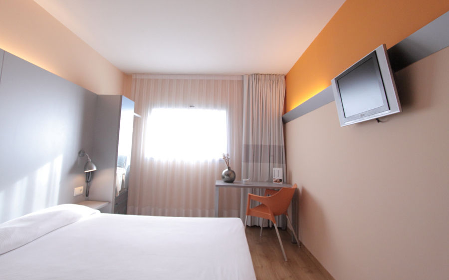 B&B Hotel Figueres Φιγκέρες Εξωτερικό φωτογραφία